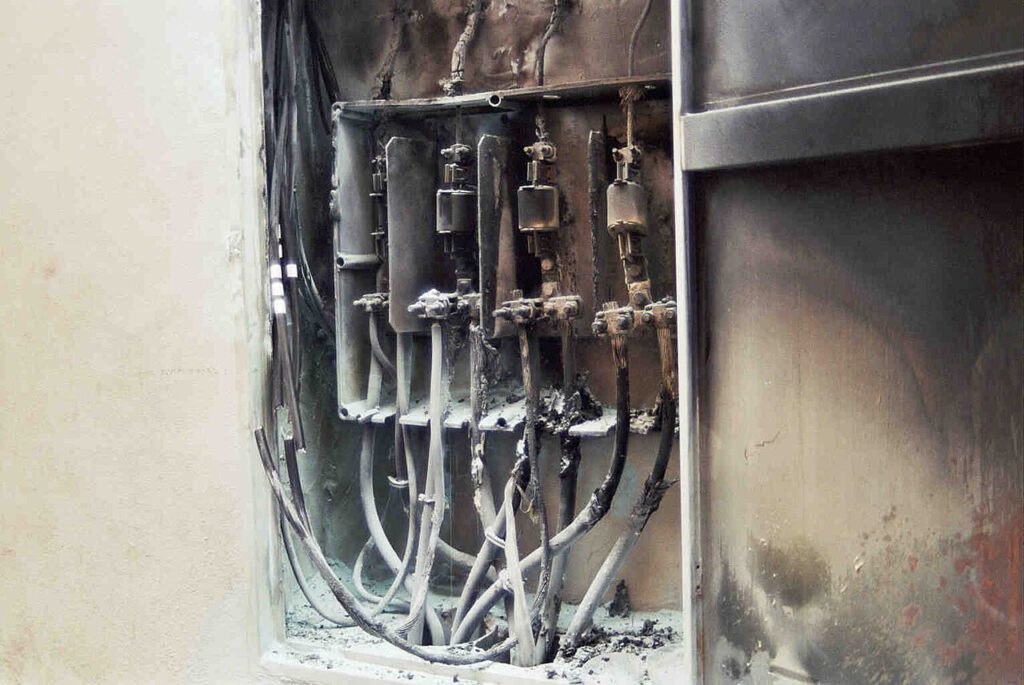 Folgen eines Lichtbogens